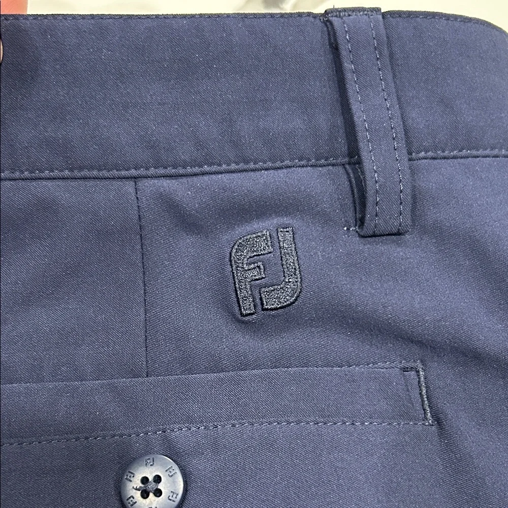 Men's Footjoy Navy Golf Shorts - Picture 2 of 4